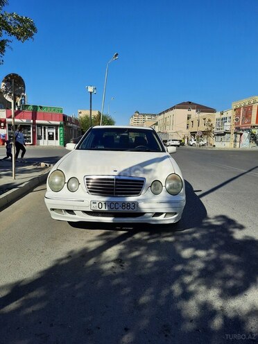 Mercedes E 220 2000, 417,000 km - 2.2 l - Bakı
