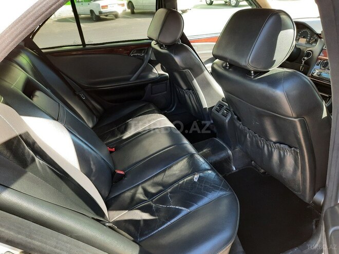 Mercedes E 220 2000, 417,000 km - 2.2 l - Bakı