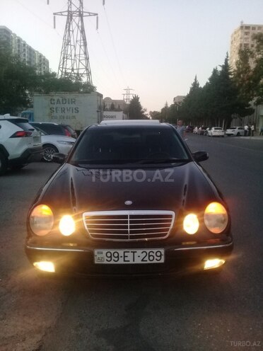 Mercedes E 240 1999, 228,000 km - 2.4 l - Bakı