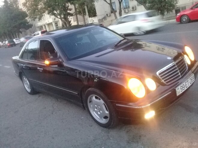 Mercedes E 240 1999, 228,000 km - 2.4 l - Bakı