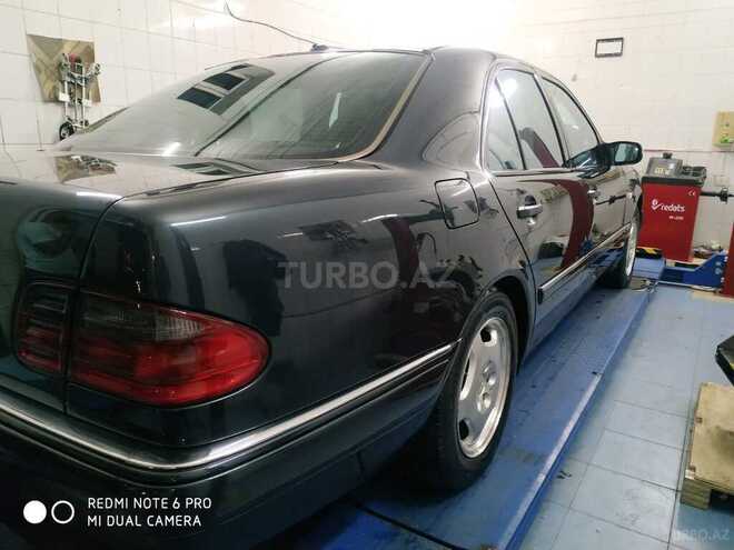 Mercedes E 280 1997, 220,000 km - 2.8 l - Bakı
