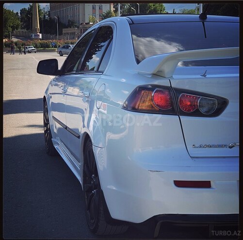 Mitsubishi Lancer 2010, 204,000 km - 2.0 l - Bakı