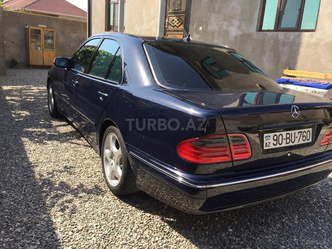 Mercedes E 280 2000, 281,000 km - 2.8 l - Bakı