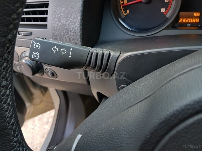 Opel Astra 2005, 232,000 km - 1.4 л - Bakı