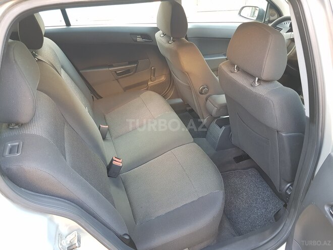 Opel Astra 2005, 232,000 km - 1.4 л - Bakı
