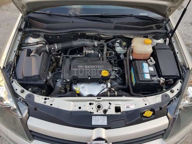 Opel Astra 2005, 232,000 km - 1.4 л - Bakı