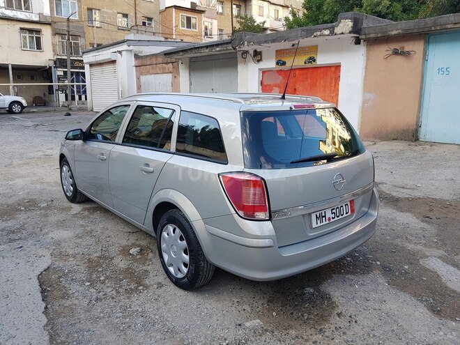 Opel Astra 2005, 232,000 km - 1.4 л - Bakı