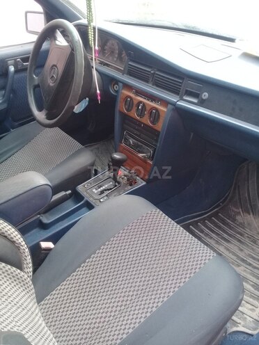 Mercedes 190 1992, 40,017 km - 1.8 l - Bakı