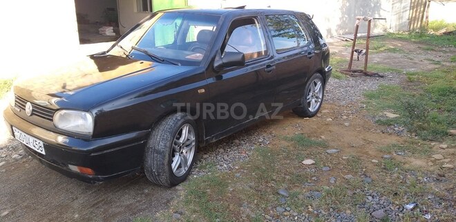 Volkswagen Golf 1996, 265,843 km - 1.6 l - Gəncə