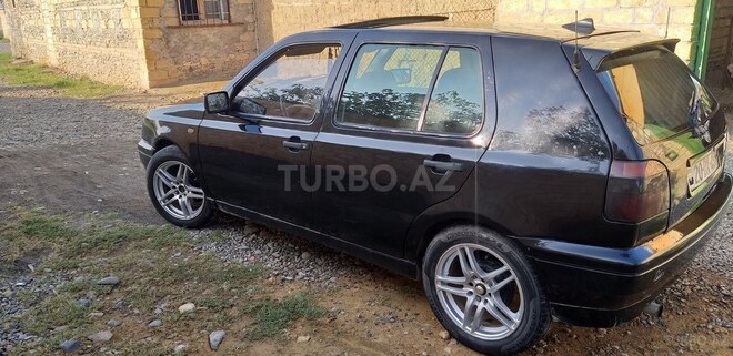 Volkswagen Golf 1996, 265,843 km - 1.6 l - Gəncə