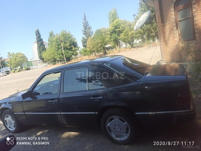 Mercedes E 200 1991, 200,000 km - 2.0 л - Masallı