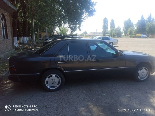 Mercedes E 200 1991, 200,000 km - 2.0 л - Masallı