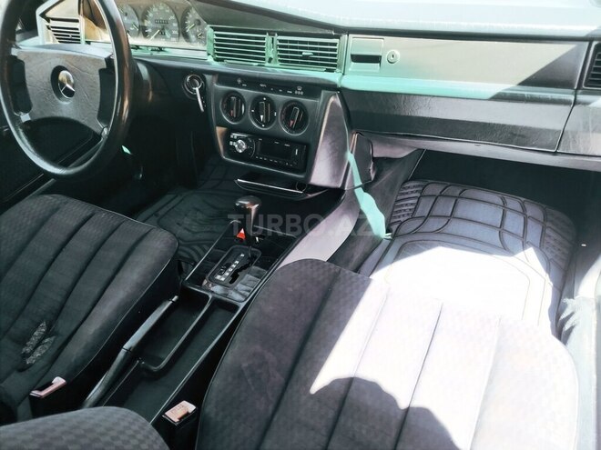 Mercedes 190 1990, 289,500 km - 2.0 l - Bakı
