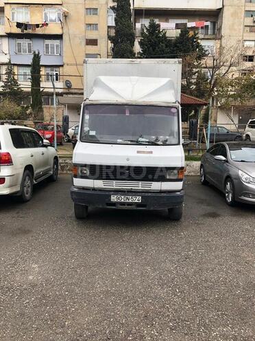 Mercedes 609 D 1995, 350,000 km - 4.0 l - Bakı