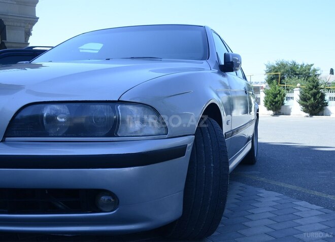 BMW 528 1997, 180,000 km - 2.8 л - Bakı