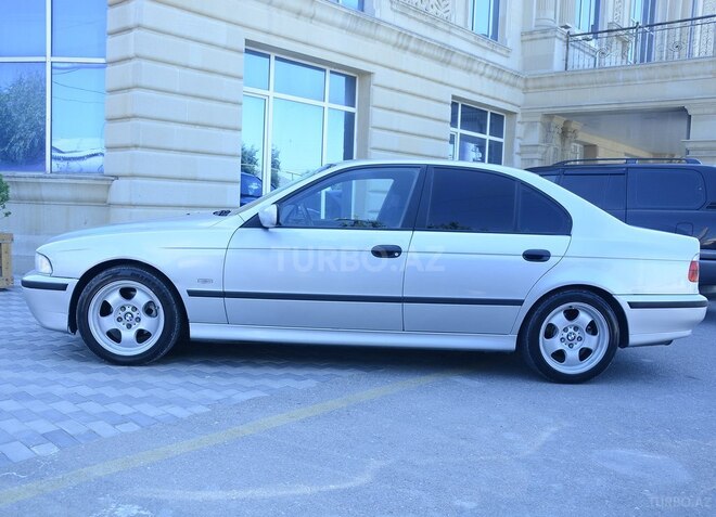 BMW 528 1997, 180,000 km - 2.8 л - Bakı