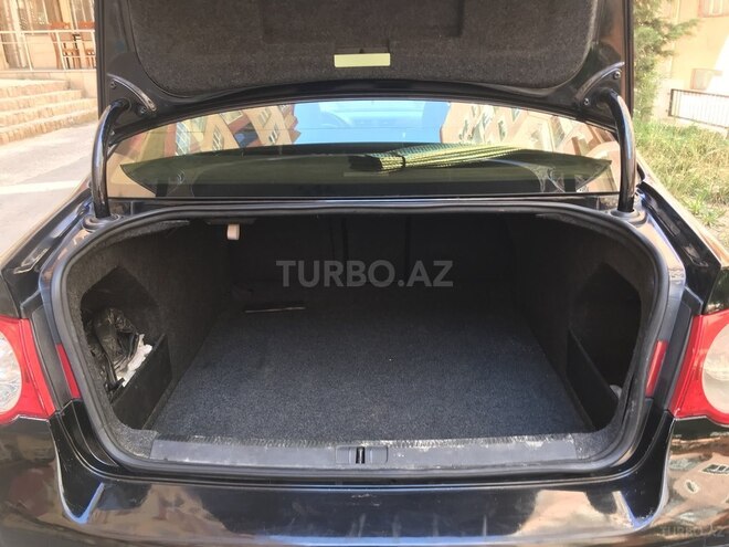 Volkswagen Passat 2010, 235,000 km - 2.0 л - Bakı