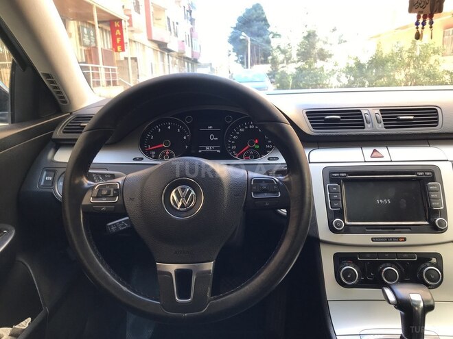 Volkswagen Passat 2010, 235,000 km - 2.0 л - Bakı