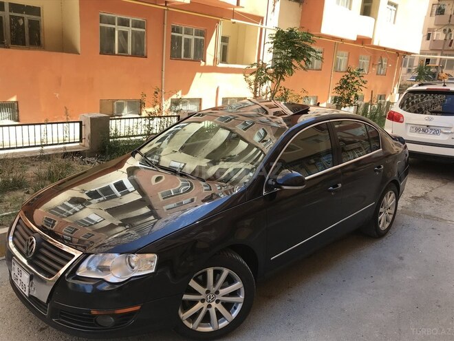 Volkswagen Passat 2010, 235,000 km - 2.0 л - Bakı