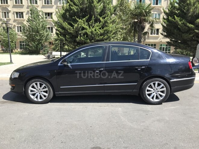 Volkswagen Passat 2010, 235,000 km - 2.0 л - Bakı