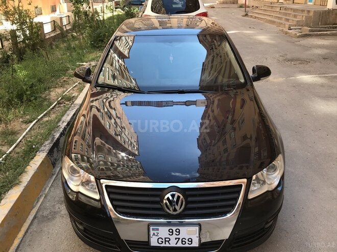 Volkswagen Passat 2010, 235,000 km - 2.0 л - Bakı