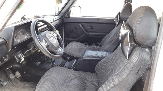 LADA (VAZ) Niva 2007, 325,000 km - 1.7 l - Lerik
