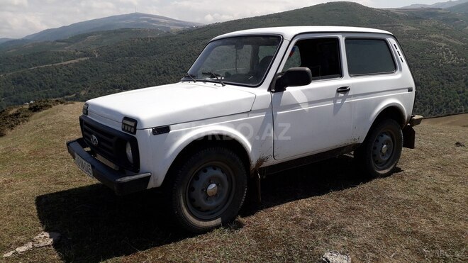 LADA (VAZ) Niva 2007, 325,000 km - 1.7 l - Lerik