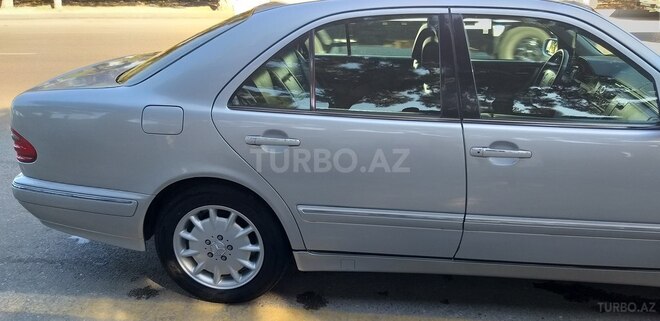 Mercedes E 280 2000, 348,776 km - 2.8 l - Bakı