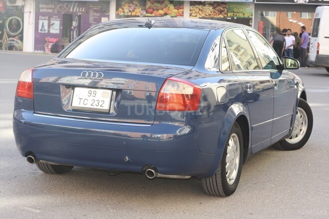 Audi A4 2003, 267,000 km - 1.8 l - Bakı