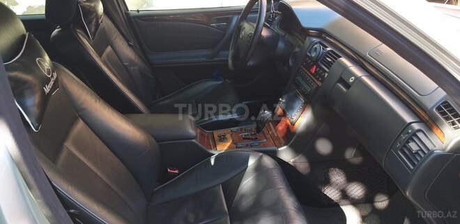 Mercedes E 280 2000, 348,776 km - 2.8 l - Bakı
