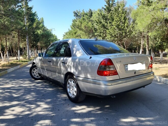 Mercedes C 200 1995, 256,000 km - 2.0 l - Bakı