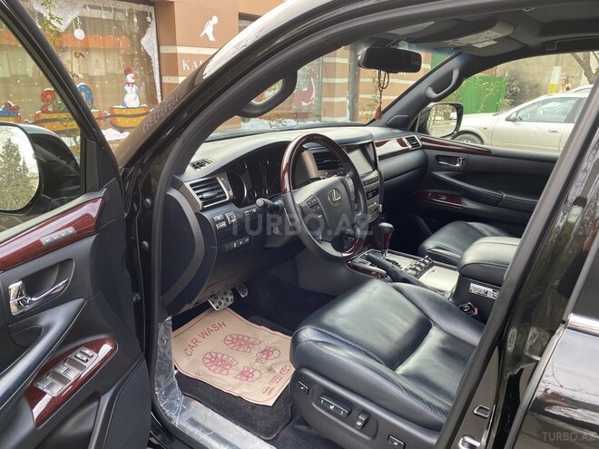 Lexus LX 570 2014, 17,300 km - 5.7 l - Bakı
