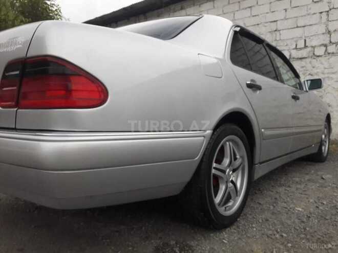 Mercedes E 200 1998, 270,000 km - 2.0 л - Ağdaş