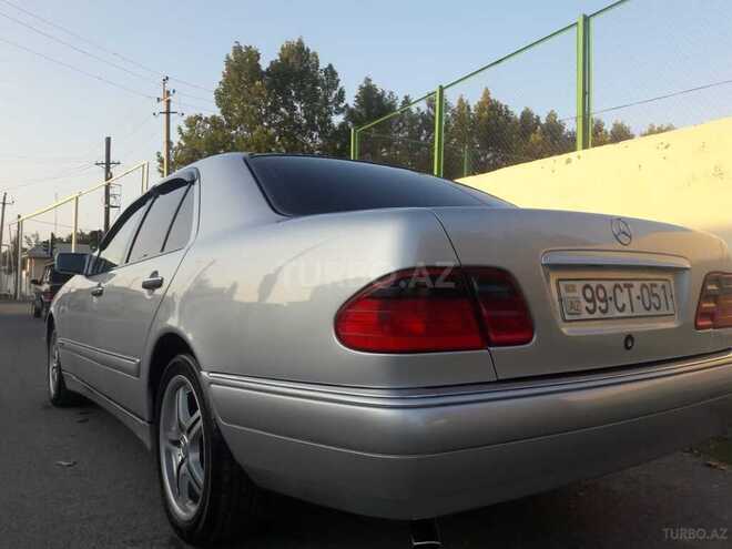 Mercedes E 200 1998, 270,000 km - 2.0 л - Ağdaş