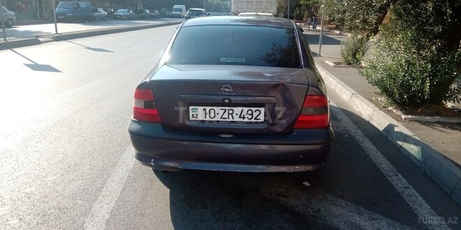 Opel Vectra 1997, 121,000 km - 2.0 l - Bakı