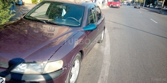 Opel Vectra 1997, 121,000 km - 2.0 l - Bakı