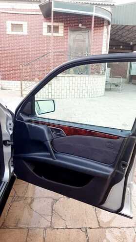 Mercedes E 240 1998, 250,000 km - 2.4 l - Bakı