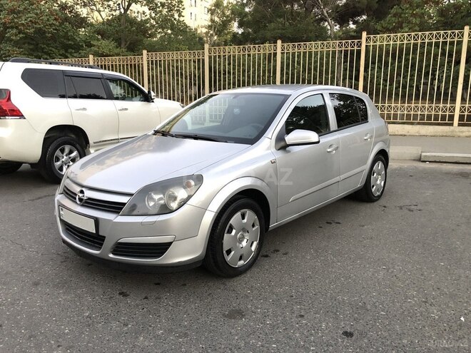 Opel Astra 2005, 228,000 km - 1.4 l - Bakı