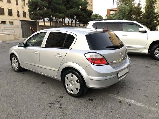 Opel Astra 2005, 228,000 km - 1.4 l - Bakı