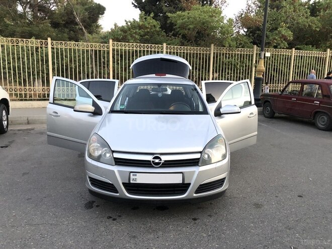 Opel Astra 2005, 228,000 km - 1.4 l - Bakı