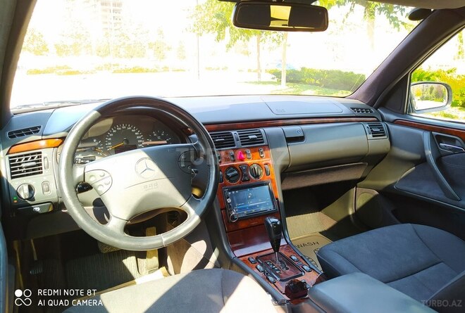 Mercedes E 220 2000, 274,000 km - 2.2 л - Bakı