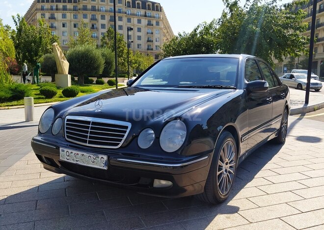 Mercedes E 220 2000, 274,000 km - 2.2 л - Bakı