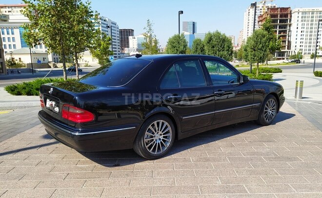 Mercedes E 220 2000, 274,000 km - 2.2 л - Bakı