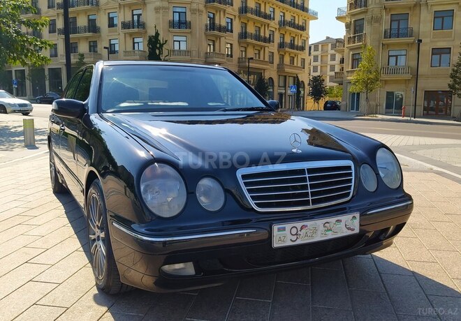 Mercedes E 220 2000, 274,000 km - 2.2 л - Bakı