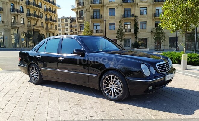 Mercedes E 220 2000, 274,000 km - 2.2 л - Bakı