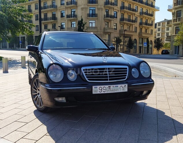 Mercedes E 220 2000, 274,000 km - 2.2 л - Bakı