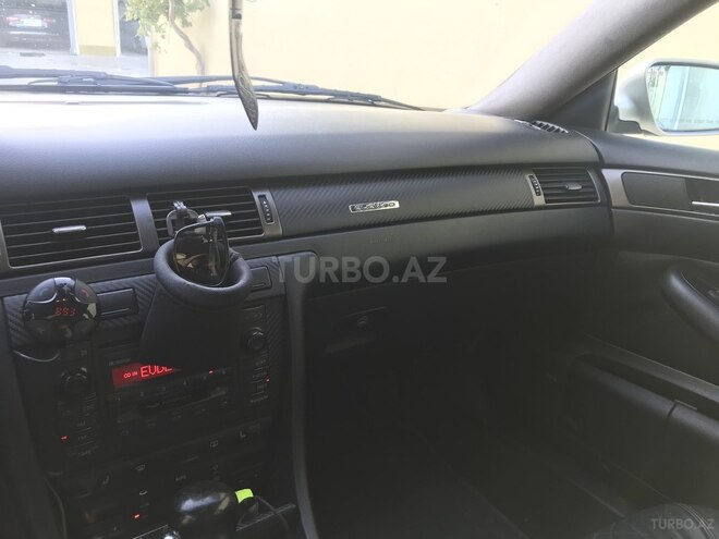 Audi A6 2001, 241,000 km - 2.8 л - Bakı