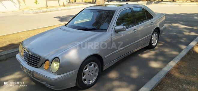Mercedes E 320 2000, 451,362 km - 3.2 l - Bakı