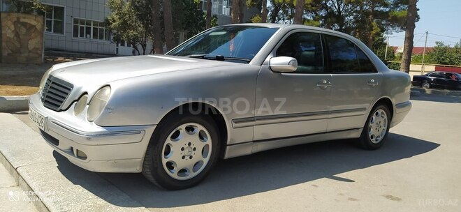 Mercedes E 320 2000, 451,362 km - 3.2 l - Bakı
