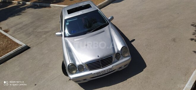 Mercedes E 320 2000, 451,362 km - 3.2 l - Bakı